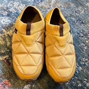 Teva ReEmber convertible slip on